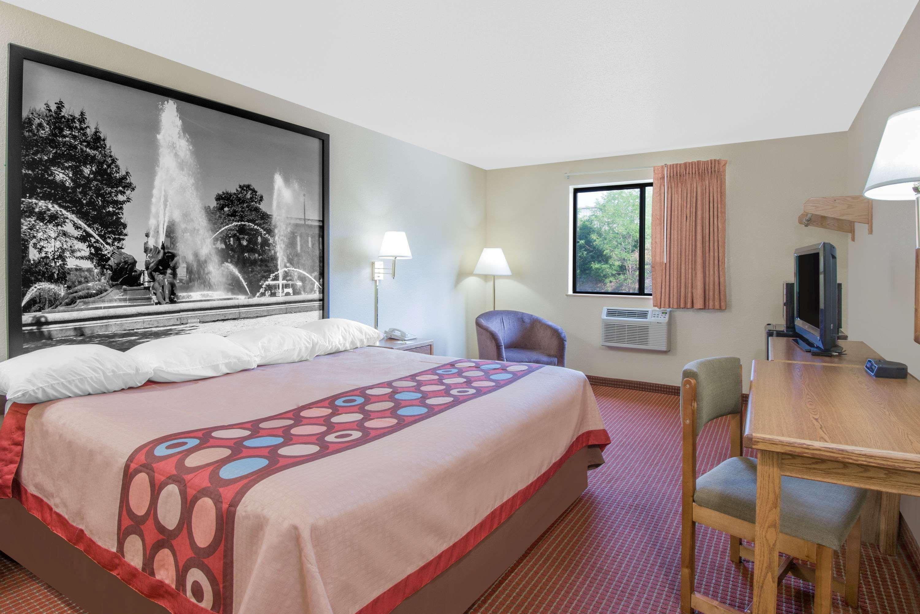 Super 8 By Wyndham Altoona Hotel Ngoại thất bức ảnh