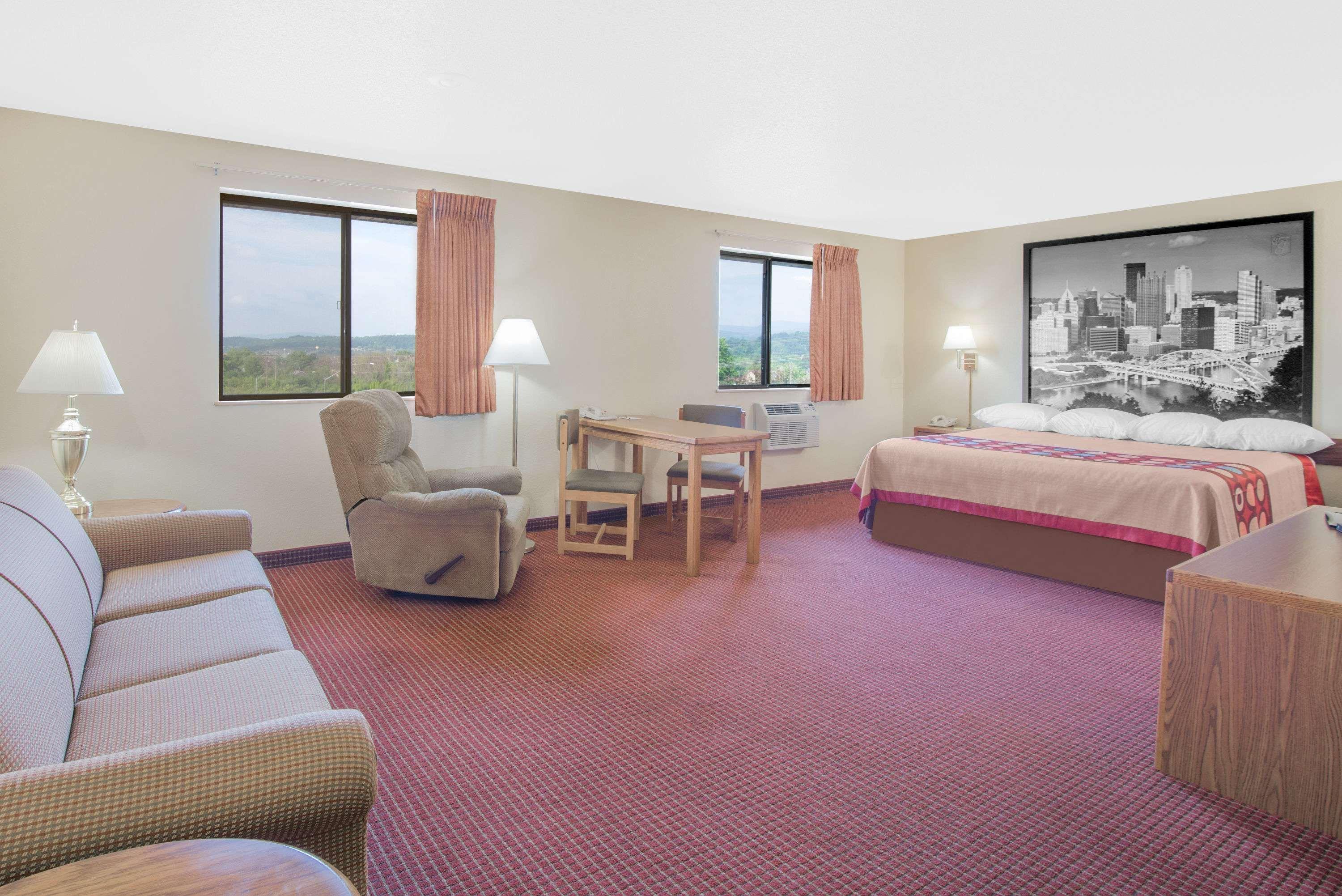 Super 8 By Wyndham Altoona Hotel Ngoại thất bức ảnh