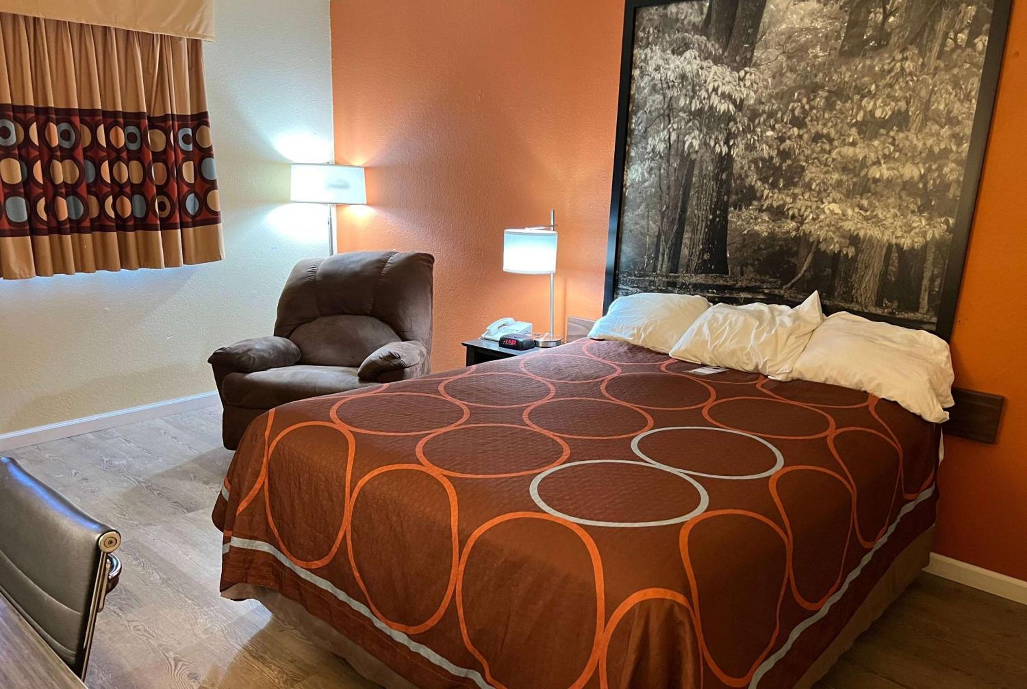 Super 8 By Wyndham Altoona Hotel Ngoại thất bức ảnh